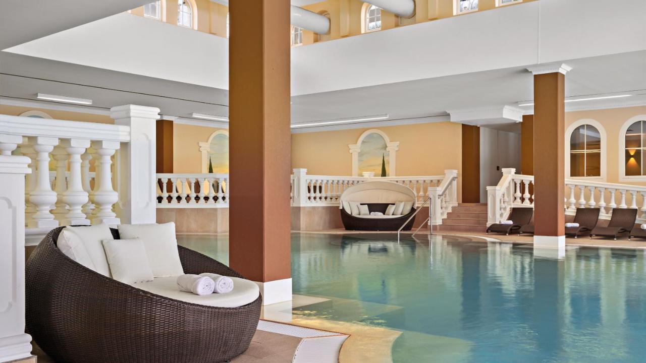 Dorint Marc Aurel Spa & Golf Resort 巴特乔京 外观 照片