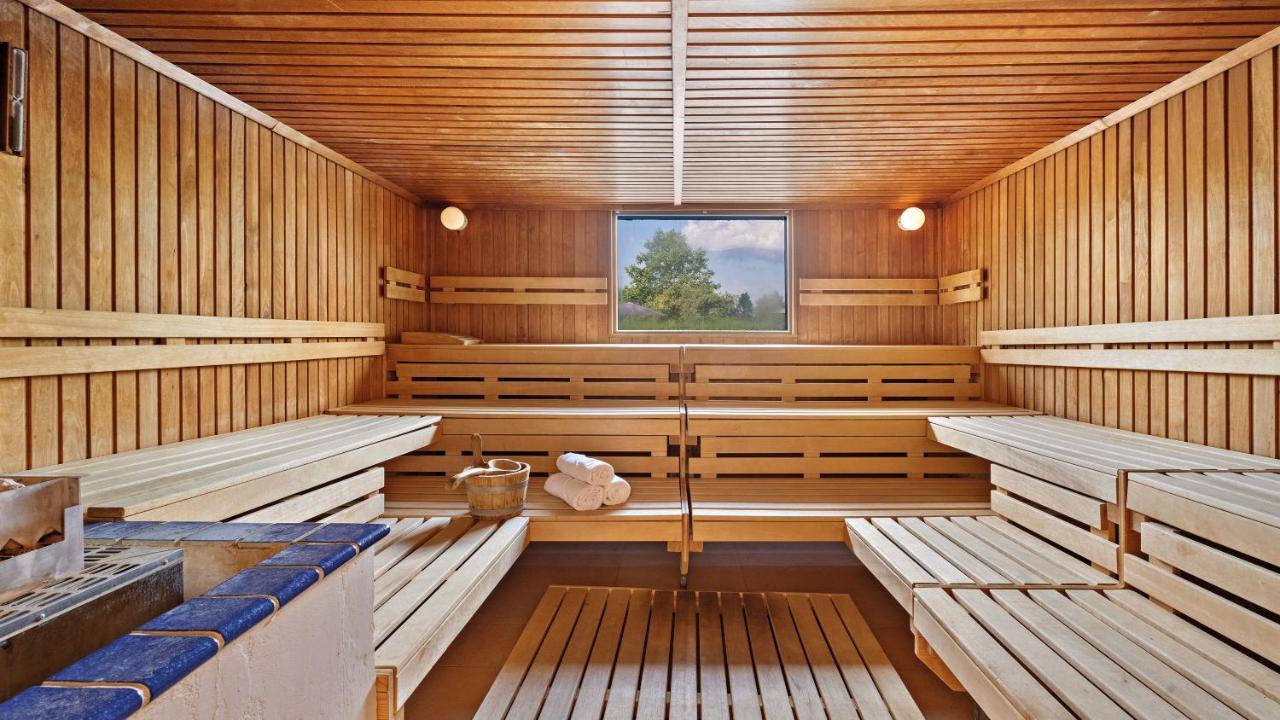 Dorint Marc Aurel Spa & Golf Resort 巴特乔京 外观 照片