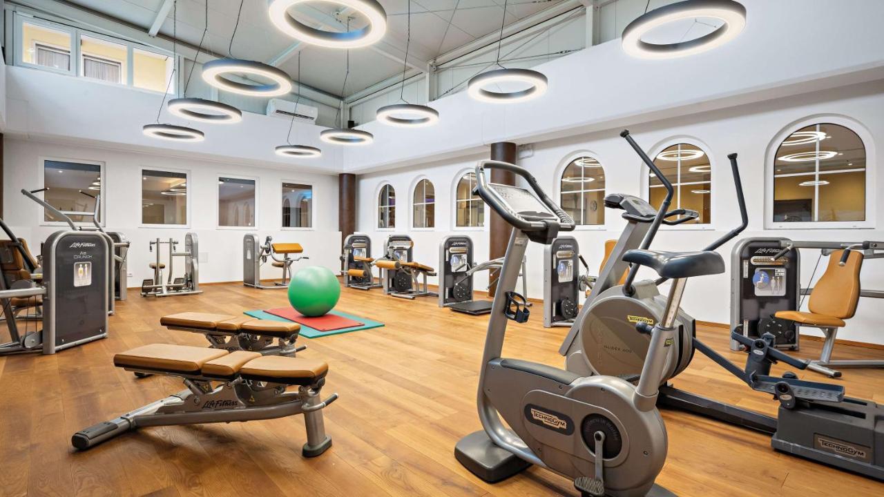 Dorint Marc Aurel Spa & Golf Resort 巴特乔京 外观 照片
