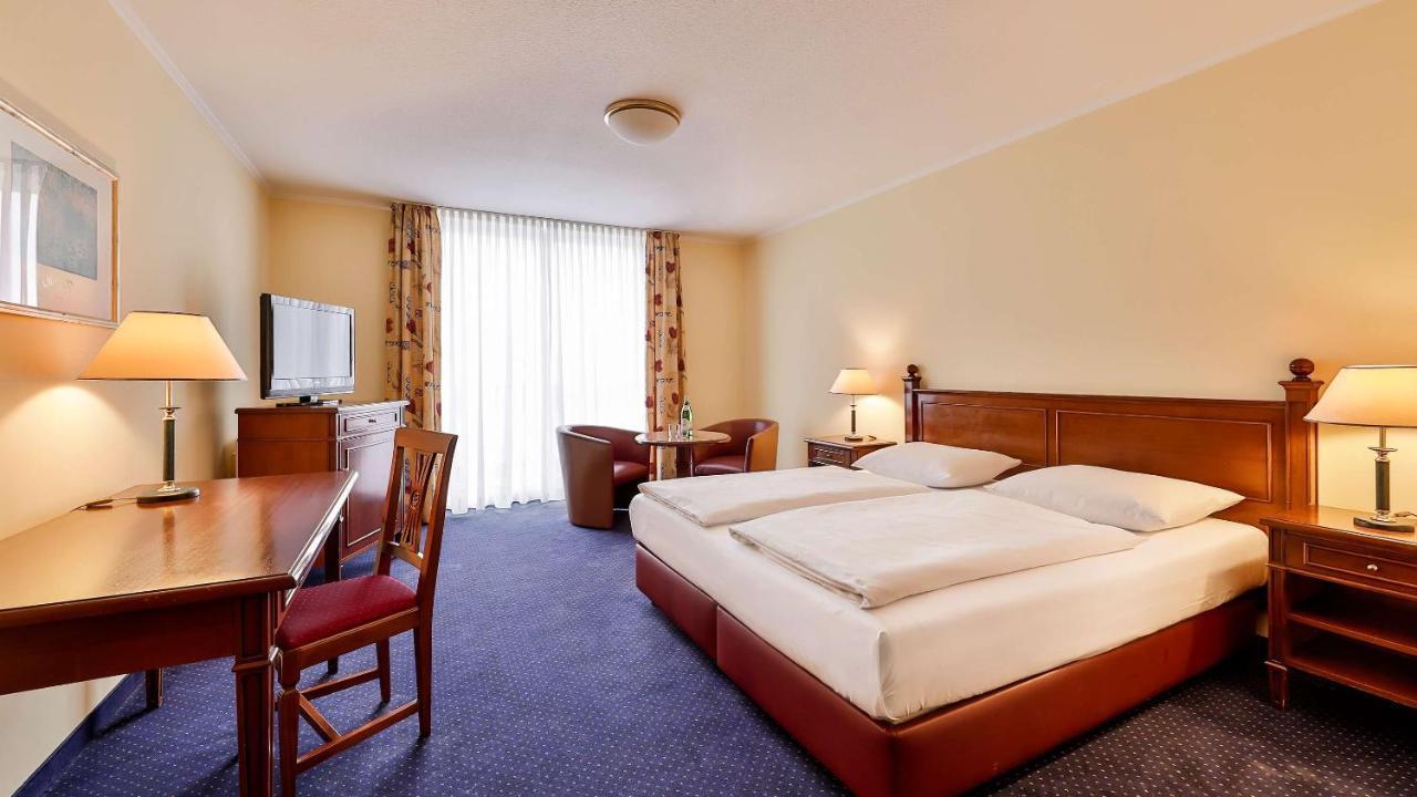 Dorint Marc Aurel Spa & Golf Resort 巴特乔京 外观 照片
