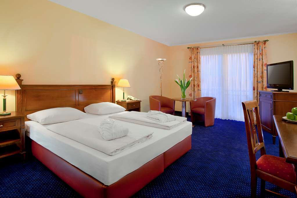Dorint Marc Aurel Spa & Golf Resort 巴特乔京 客房 照片